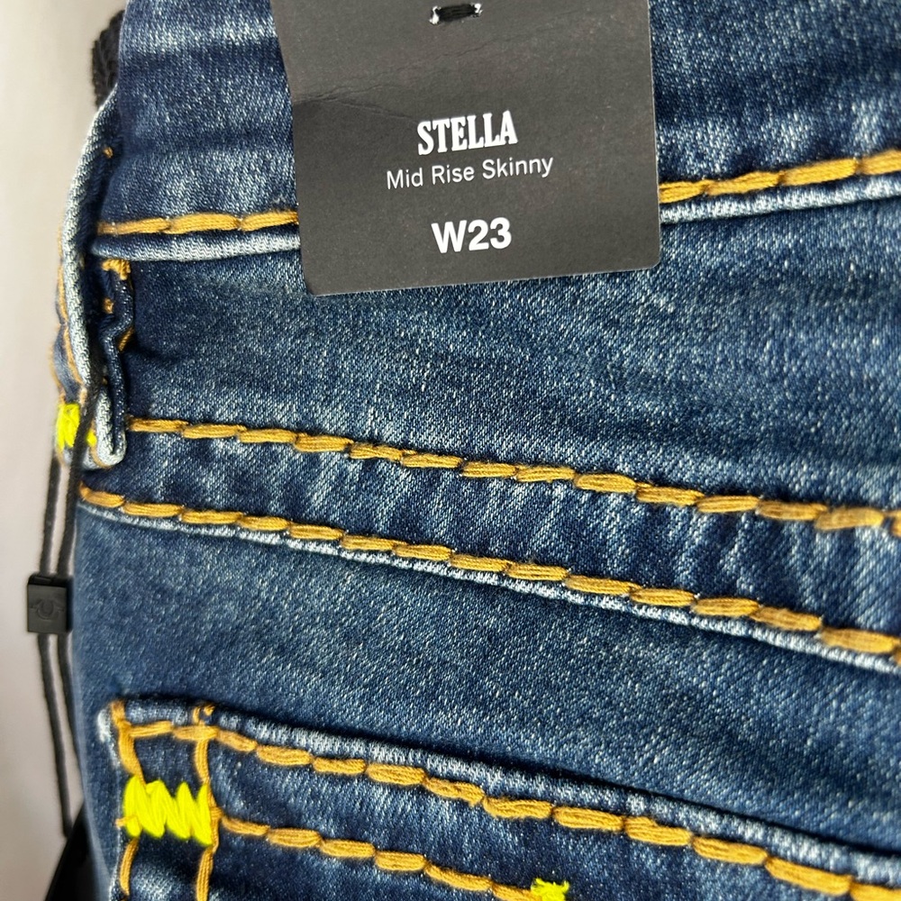 True Religion Blue Skinny Jeans with Classic Detailing - Picture 6 of 8